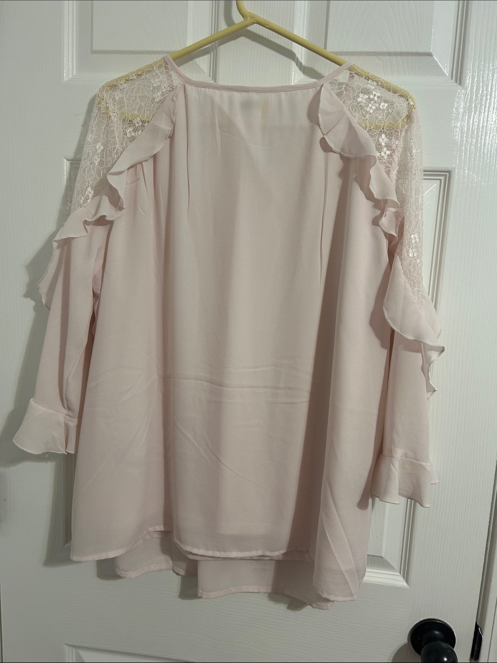 Light Pink Lace & Ruffle Blouse by - Picture 2 of 3